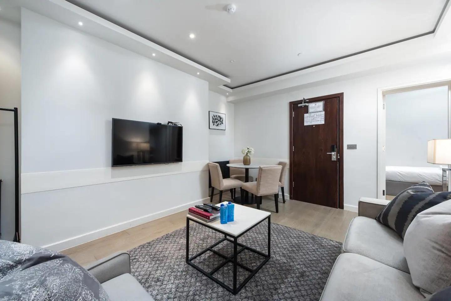 Renovu Premium Homes In Kensington London Exterior photo