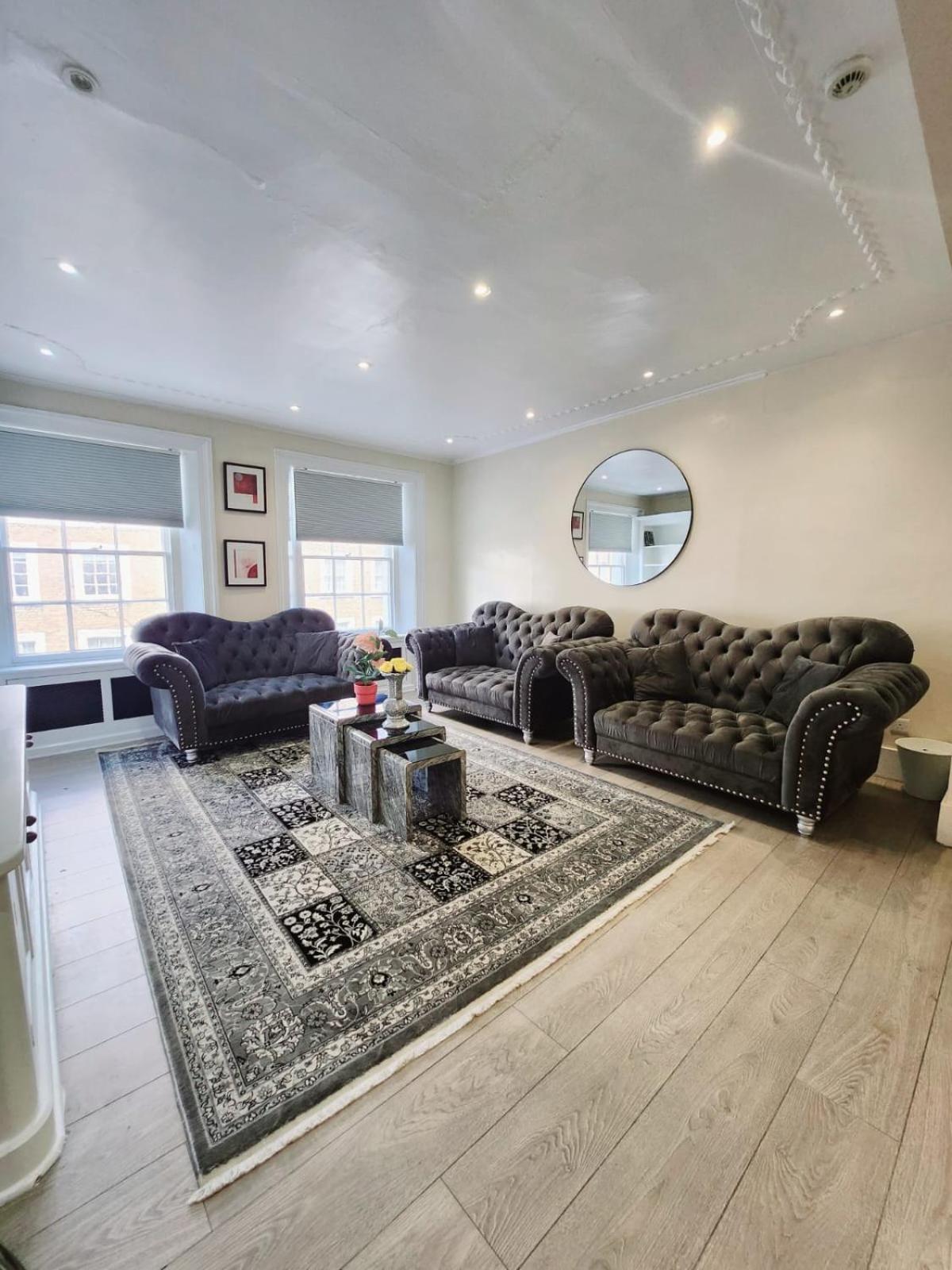 Renovu Premium Homes In Kensington London Exterior photo